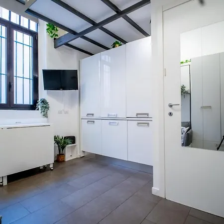 Close Station New Mini Loft Ac Wifi 밀라노