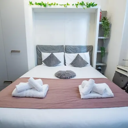 Close Station New Mini Loft Ac Wifi 밀라노